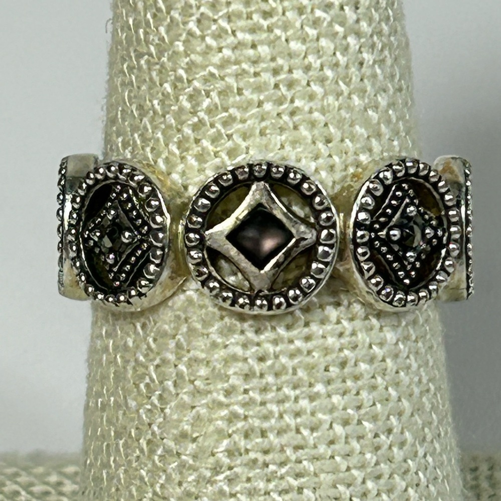 Vintage Designer Signed CW Sterling Silver Marcasite Ring Band Abalone Inlay